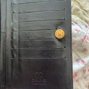 Chanel wallet
